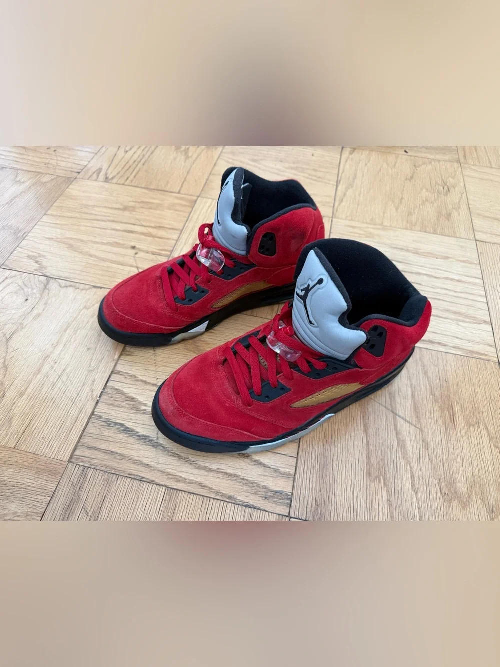 Jordan 5 Retro Raging Bull Men’s Red Suede ‘Toro Bravo’ Mid Top Sneakers 10.5